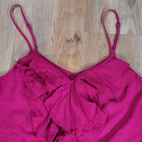 💜Mossimo Fuchsia Ruffled Chest Sleeveless Blouse Small - Picture 3 of 7